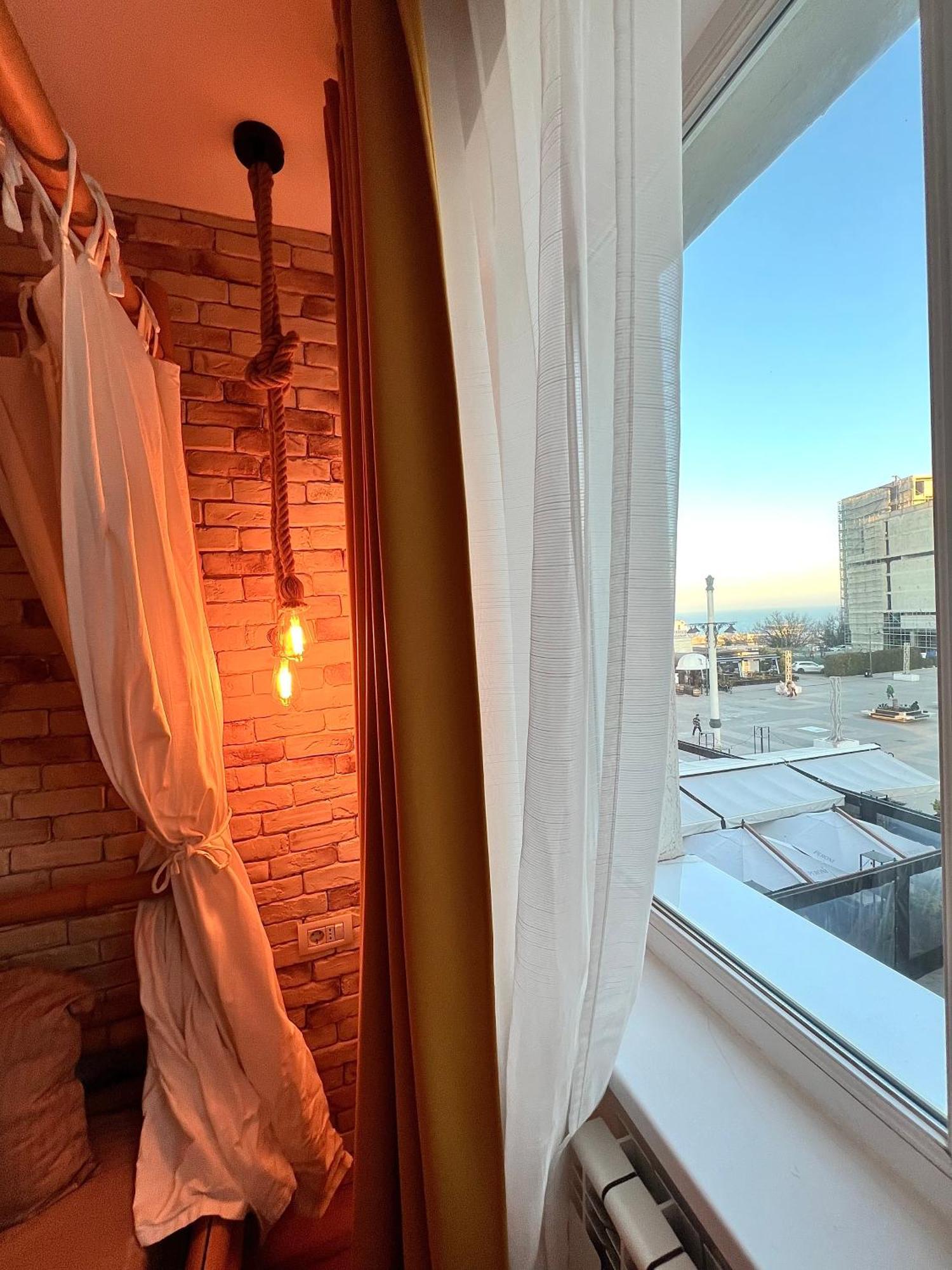 Piata Ovidiu 14 Loft Apartment Constanta Luaran gambar